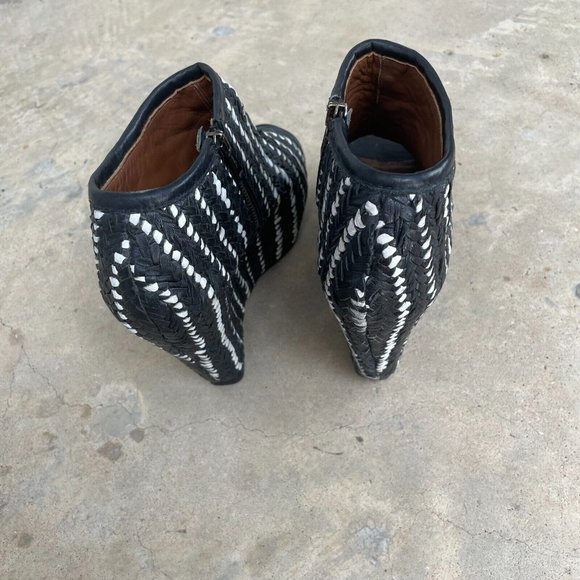 Zara Black & White Woven Leather Platform Wedges - Picture 5 of 6